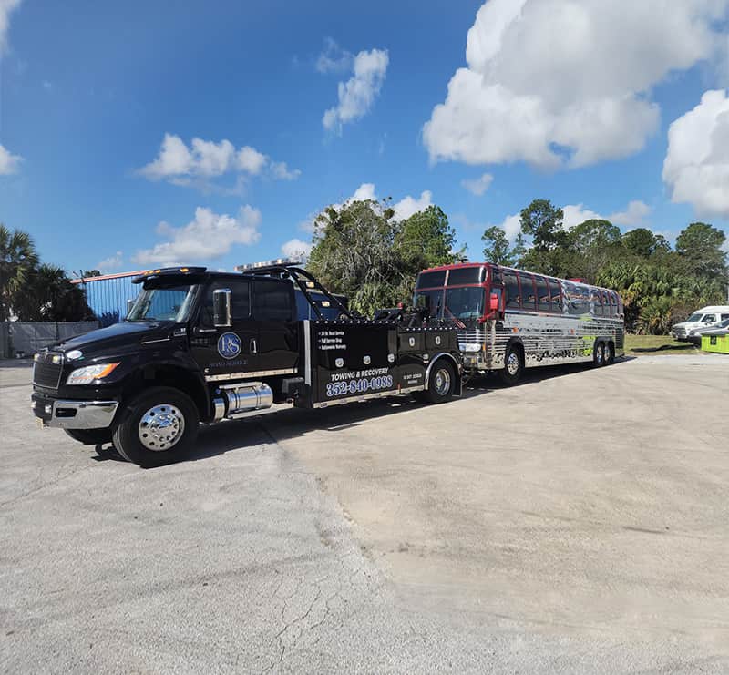 P&S Roadservice Towing and Recovery P&S Roadservice tow truck image